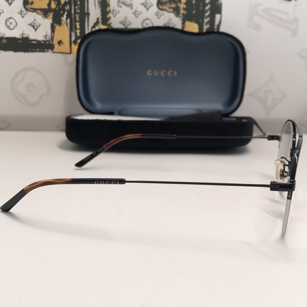 Authentic Gucci GG0682O 001 Eyeglasses – Black Semi-Rimless Round Frame - Picture 4 of 12